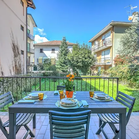Διαμέρισμα Leonardo House Garden Center Στρέσα